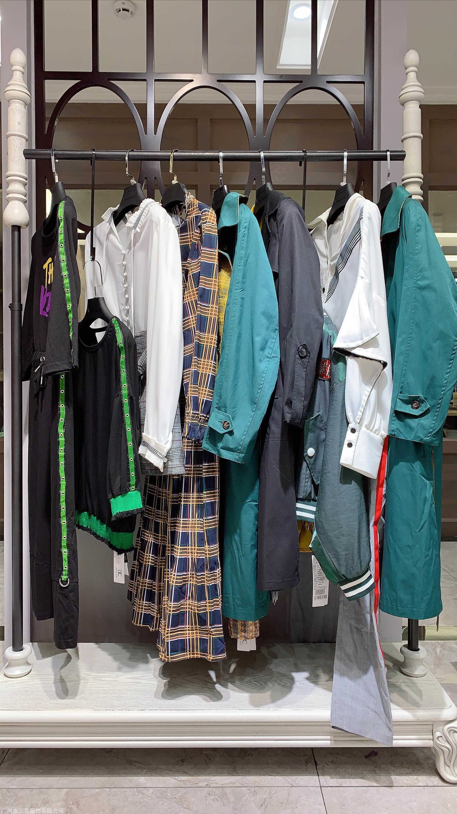 广州前十女装品牌/广州前十女装品牌有哪些-第1张图片