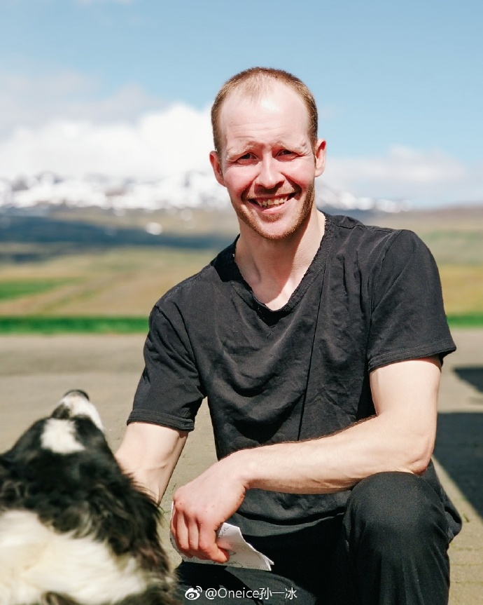 冰岛人口(冰岛人口多少)-第2张图片