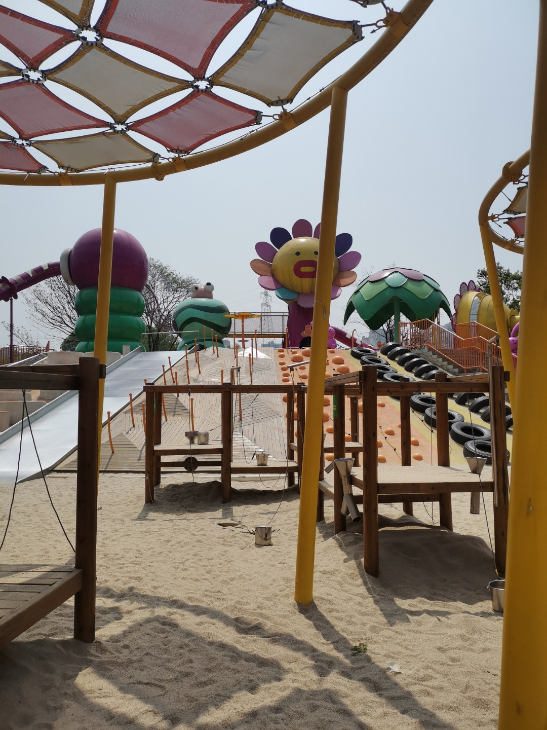 【附近哪里有好玩的地方,附近哪里有好玩的地方适合小孩子玩的地方】-第1张图片