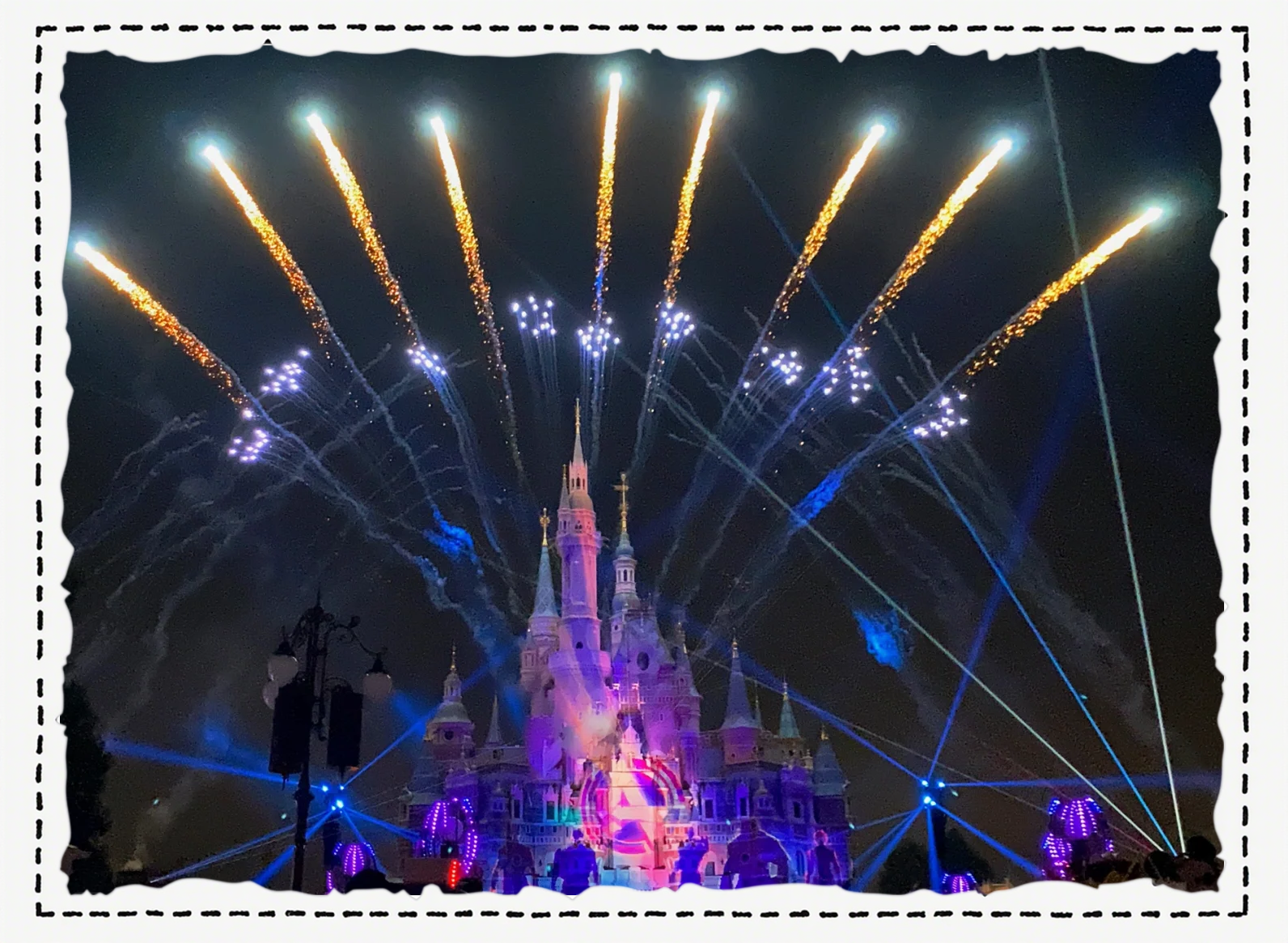 迪斯尼乐园(迪斯尼乐园上海游玩攻略)-第1张图片